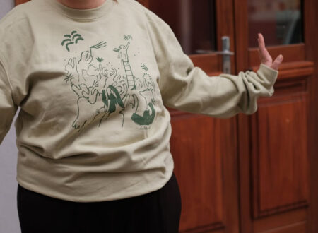 Sweatshirt par Charlotte Melly